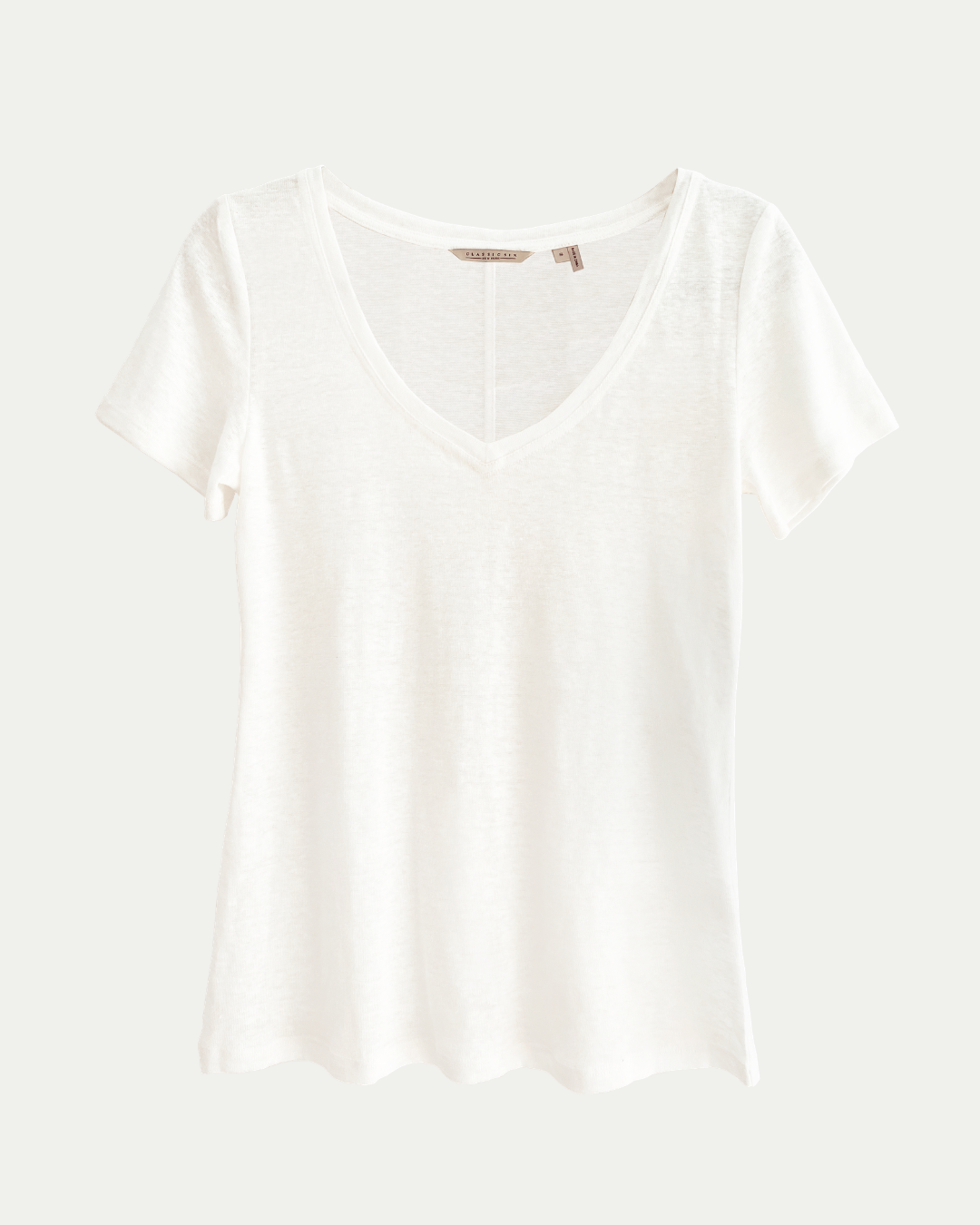 James Linen V-Neck Tee in Off-White