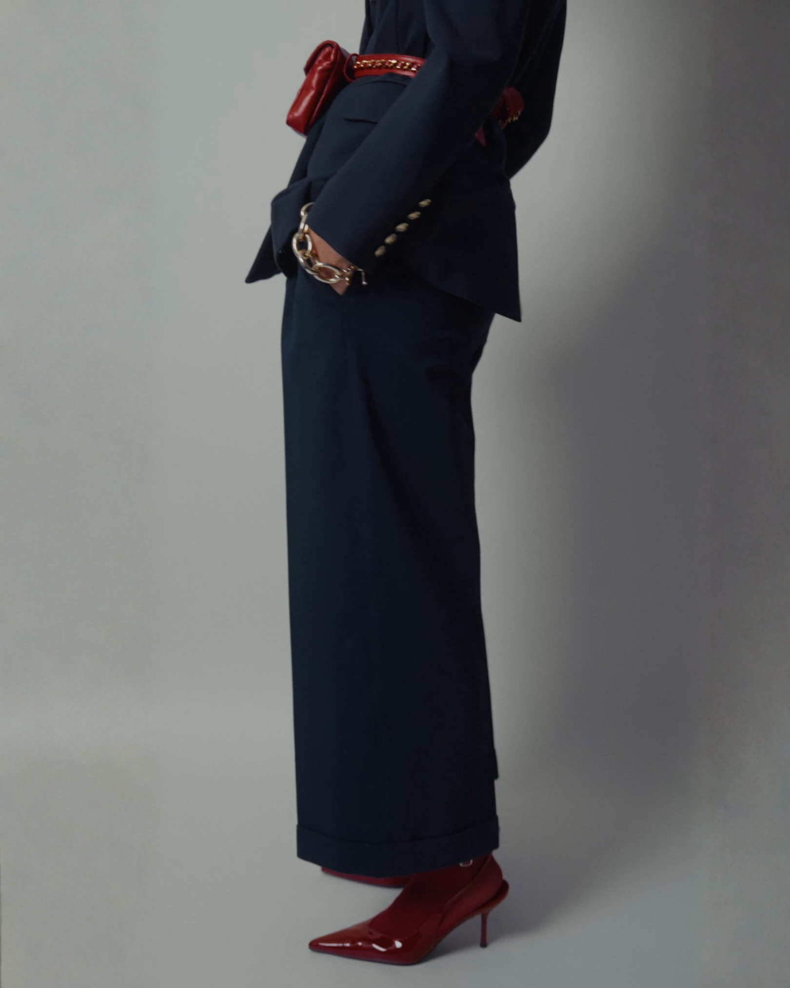 Beverly Wide-leg Pant in Navy