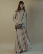 Cary Crew-Neck Sweater in Taupe