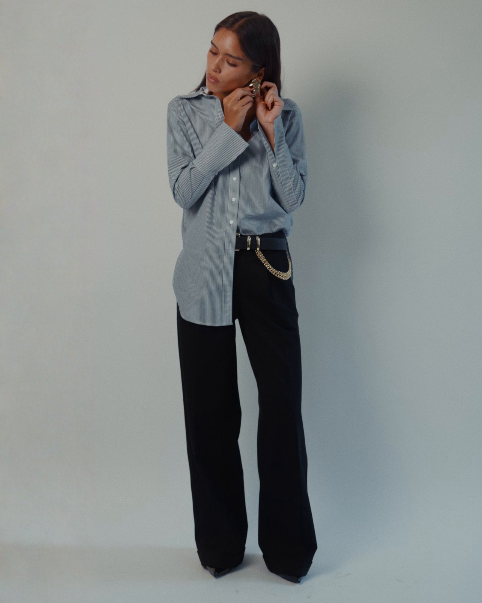 Donna Button-Down Shirt in Blue & White Stripe – Classic Six Donna Button-Down Shirt in Blue & White Stripe – Classic Six