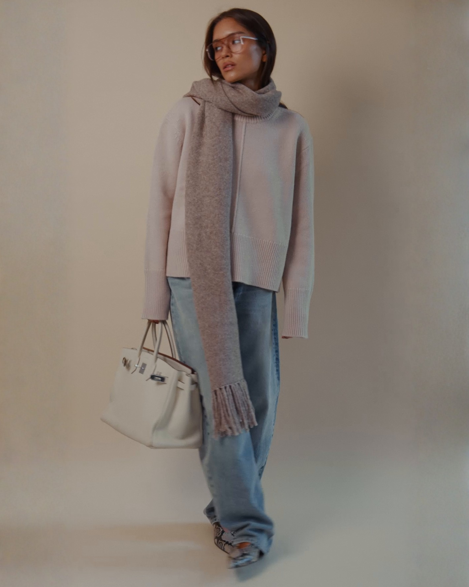 Cary Crew-Neck Sweater in Taupe