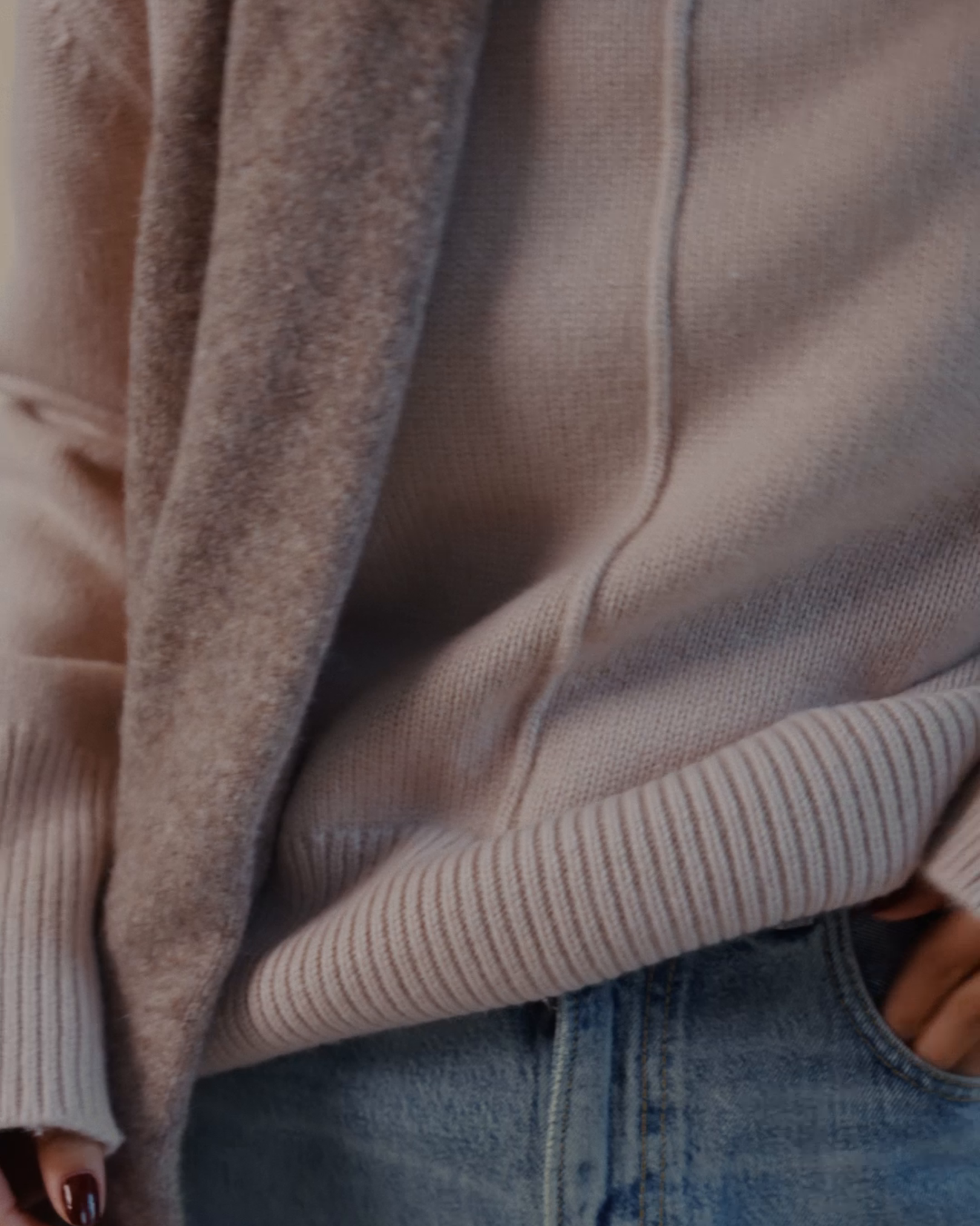 Cary Crew-Neck Sweater in Taupe