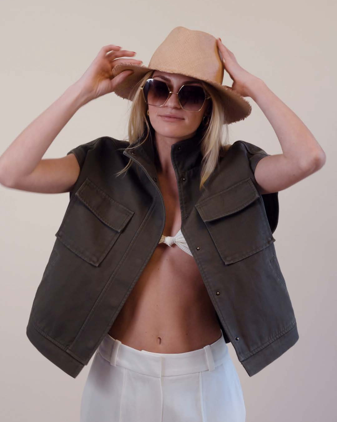 Marlene Convertible Jacket in Army Green | Classic Six