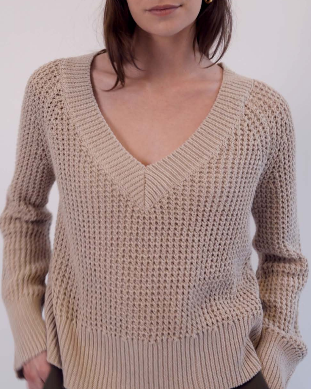 Brigitte Lightweight Linen Sweater – Classic Six